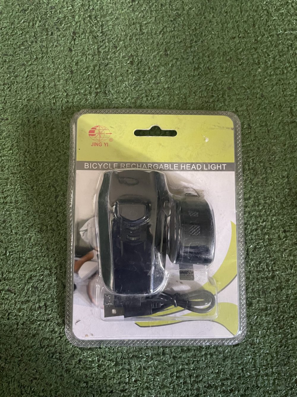 פנס קידמי לאופניים
